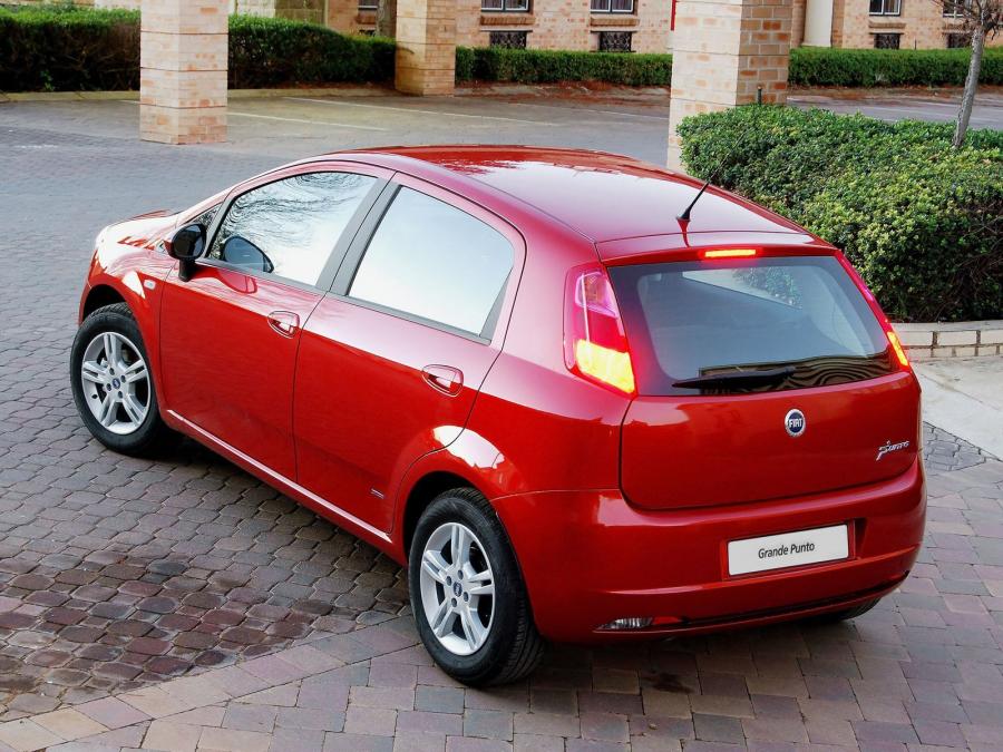  Fiat Grande Punto 5-Door 2006 года  (ZA) (фото 5 из 7)